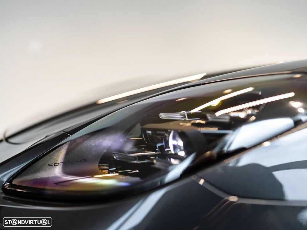 Porsche Panamera - 18