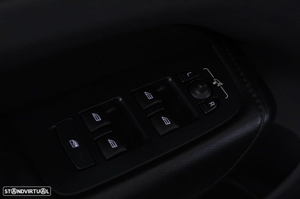 Volvo XC 60 2.0 T6 PHEV Inscription AWD - 20