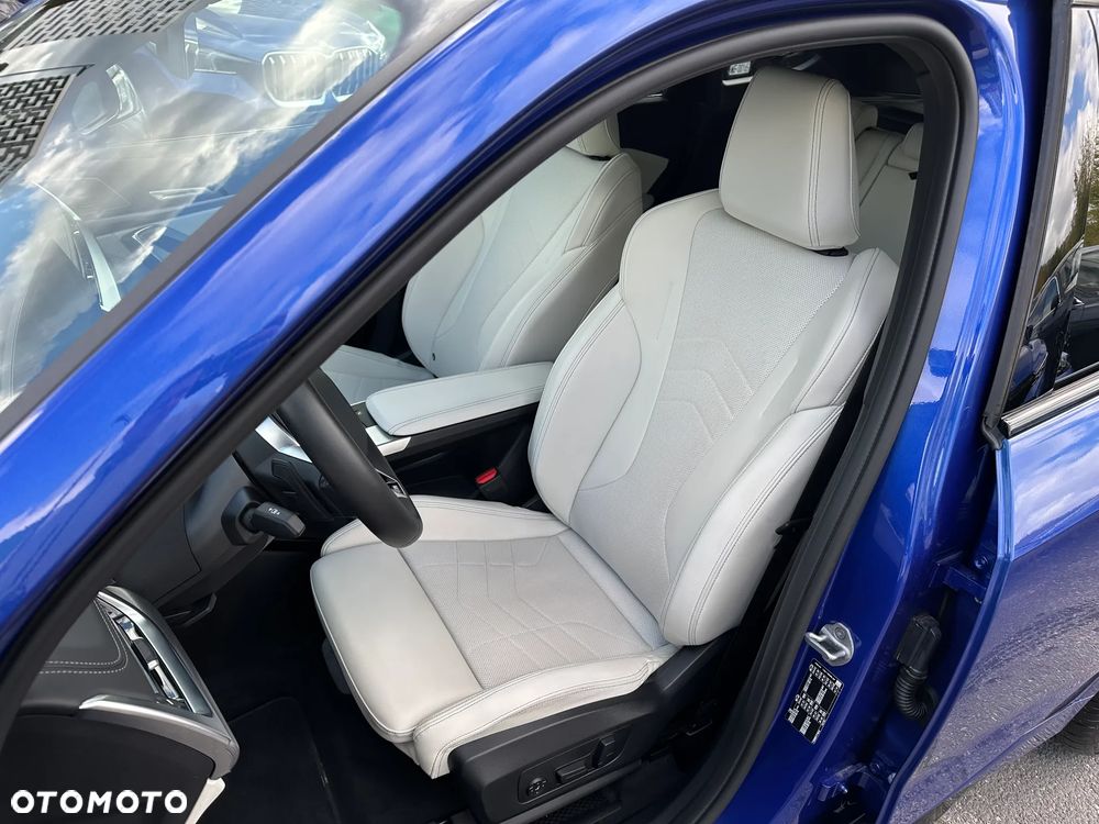 BMW X1 sDrive18d M Sport Edition - 14