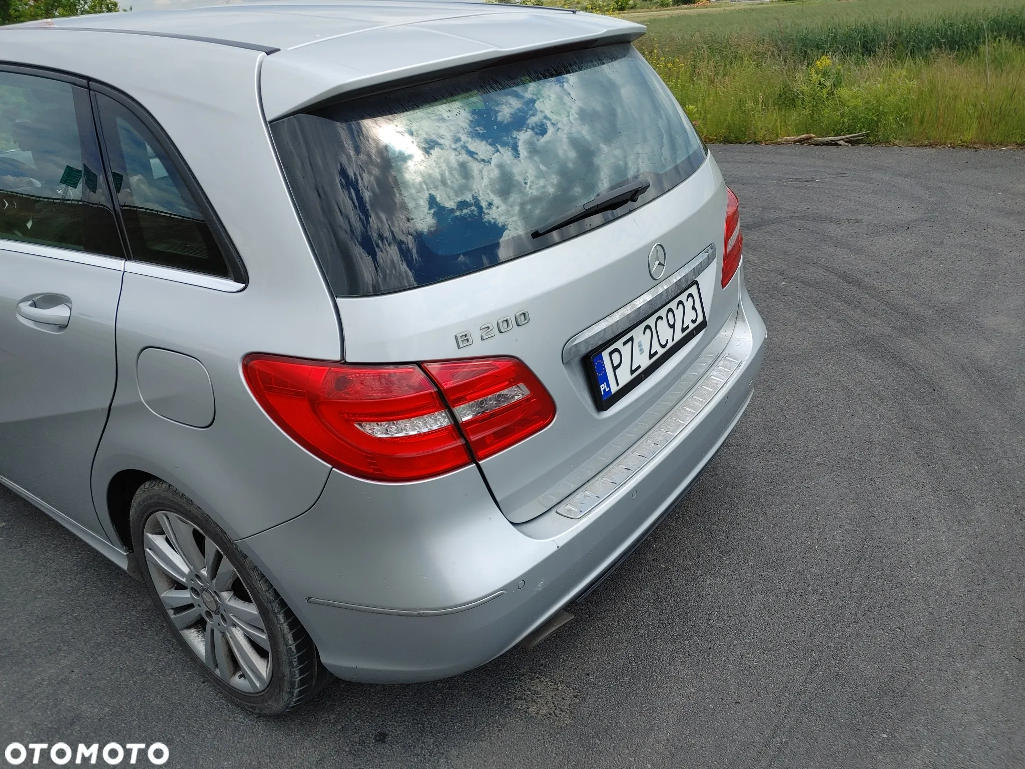 Mercedes-Benz Klasa B 200 (BlueEFFICIENCY) - 12