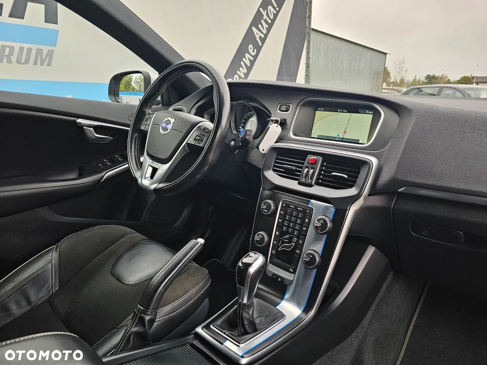 Volvo V40 D2 RDesign - 12