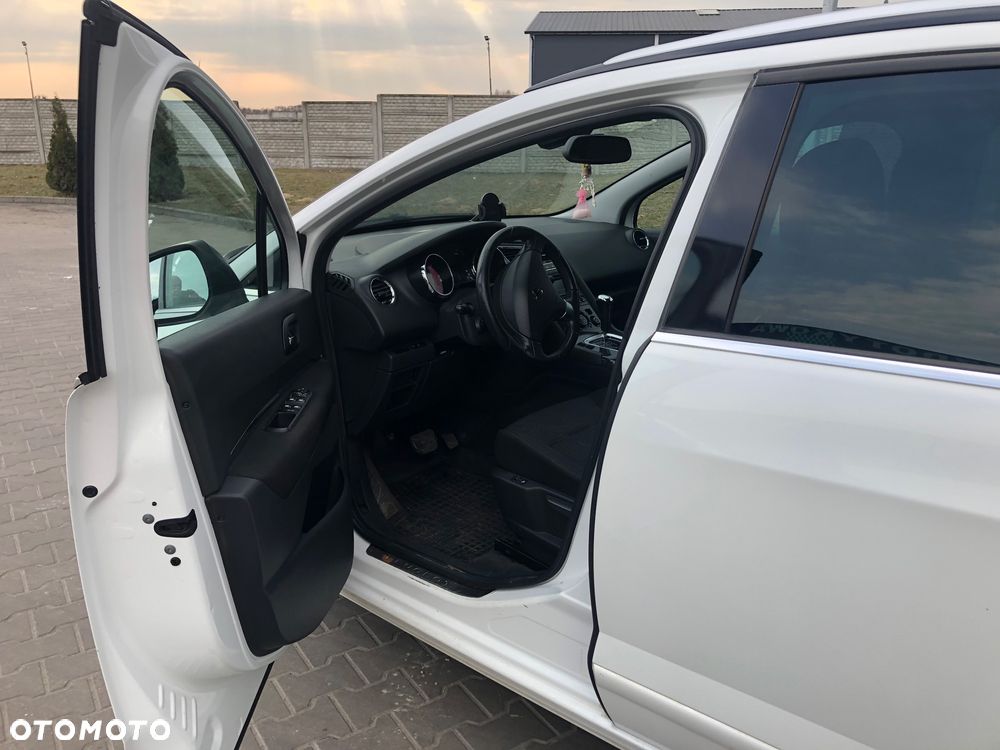 Peugeot 5008 2.0 HDi Active 7os - 22