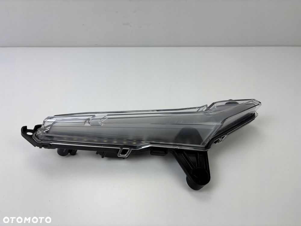 Lampa LED lewy przód Can-Am Maverick R 2024- Oryginał - 8