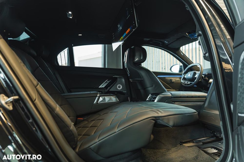 BMW Seria 7 - 26