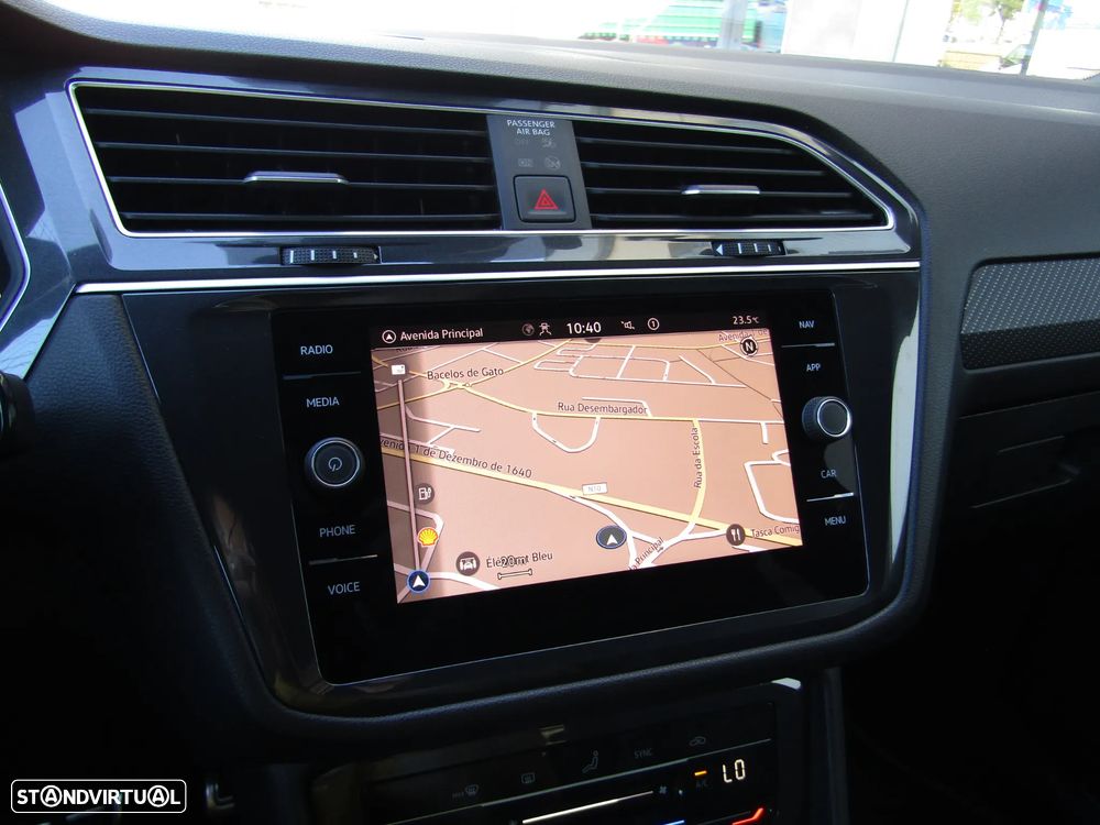 VW Tiguan Allspace 2.0 TDI R-Line DSG - 20
