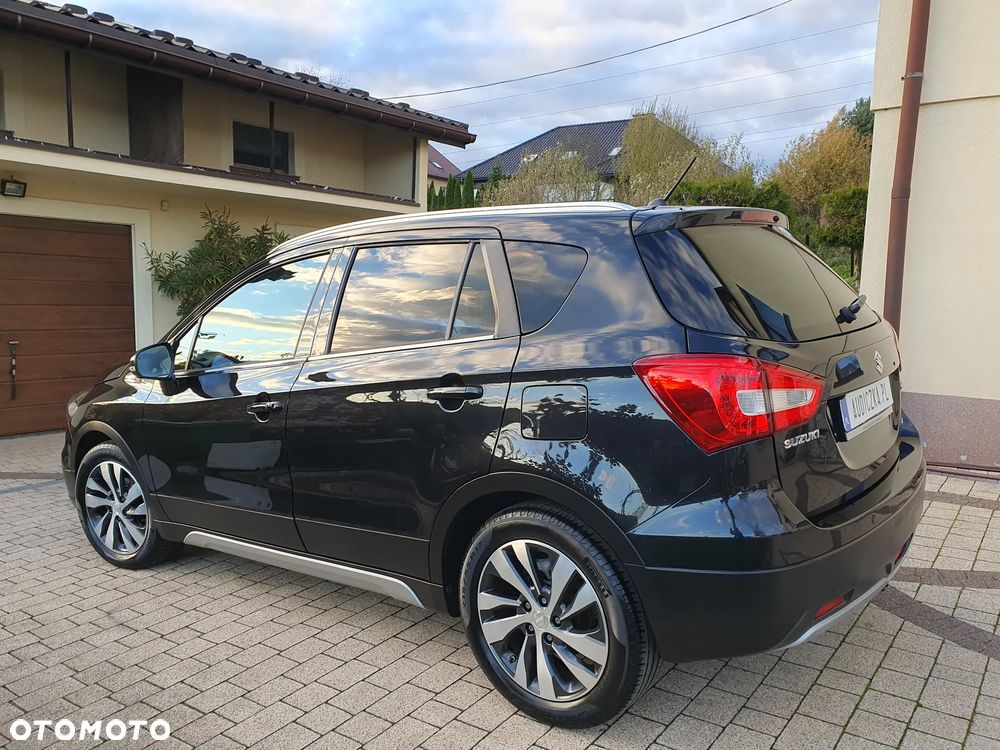 Suzuki SX4 S-Cross 1.4 T Premium 4WD - 3