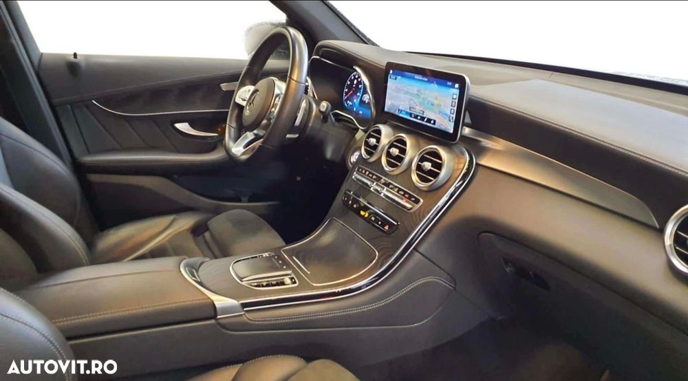Mercedes-Benz GLC Coupe 300 de 4MATIC - 5