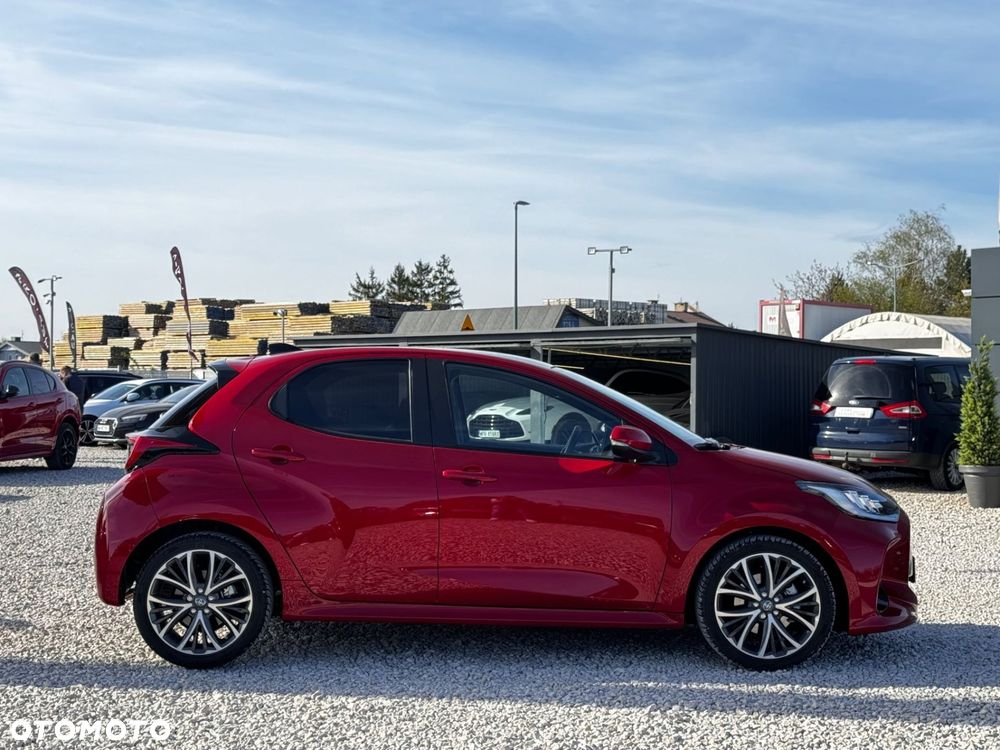 Toyota Yaris Hybrid 1.5 Executive - 3