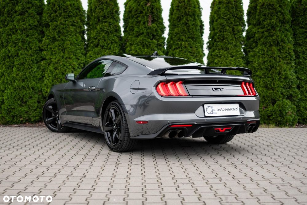 Ford Mustang 5.0 V8 GT - 6