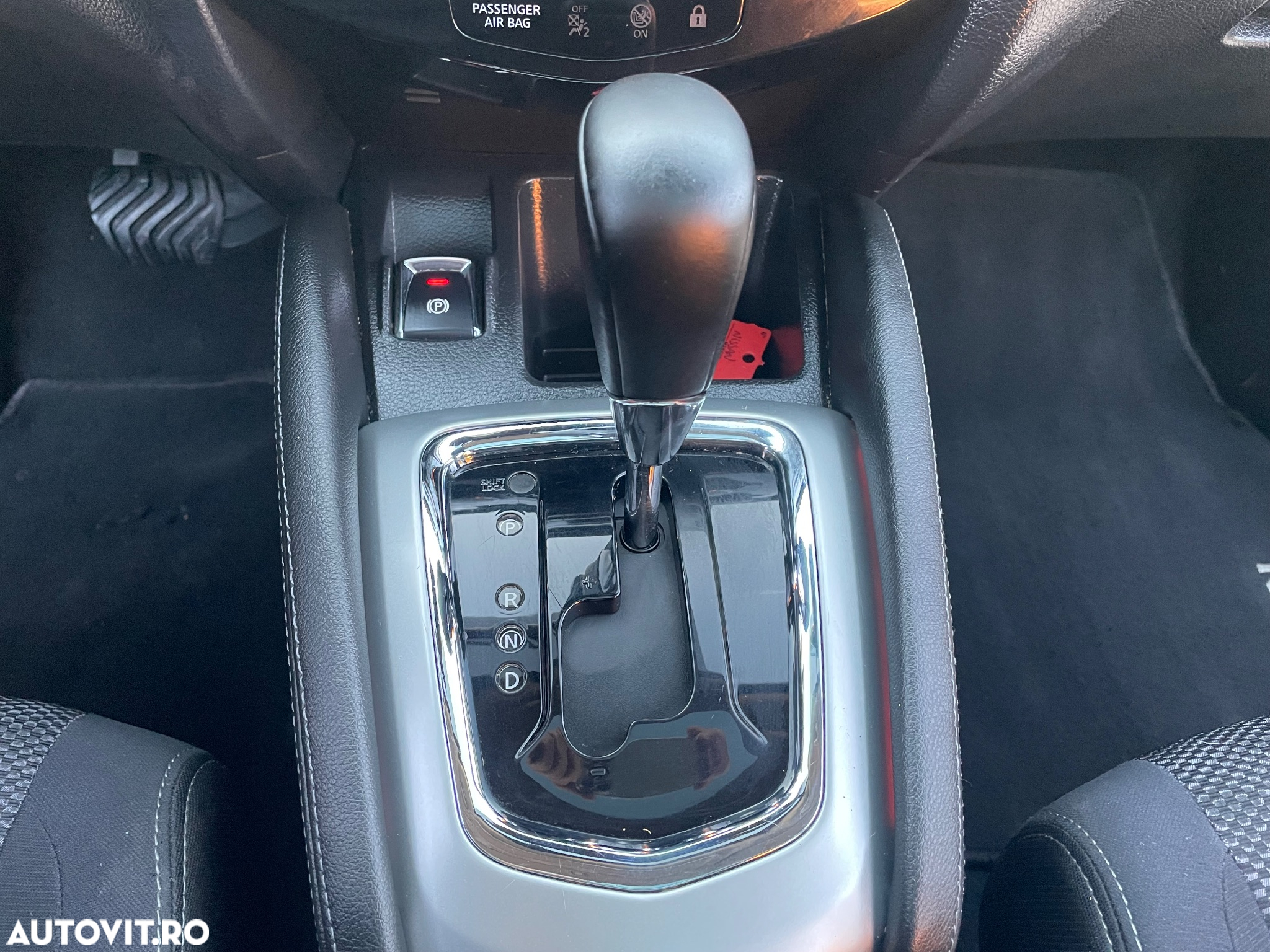 Nissan Qashqai 1.6 DCI Start/Stop X-TRONIC Tekna - 30