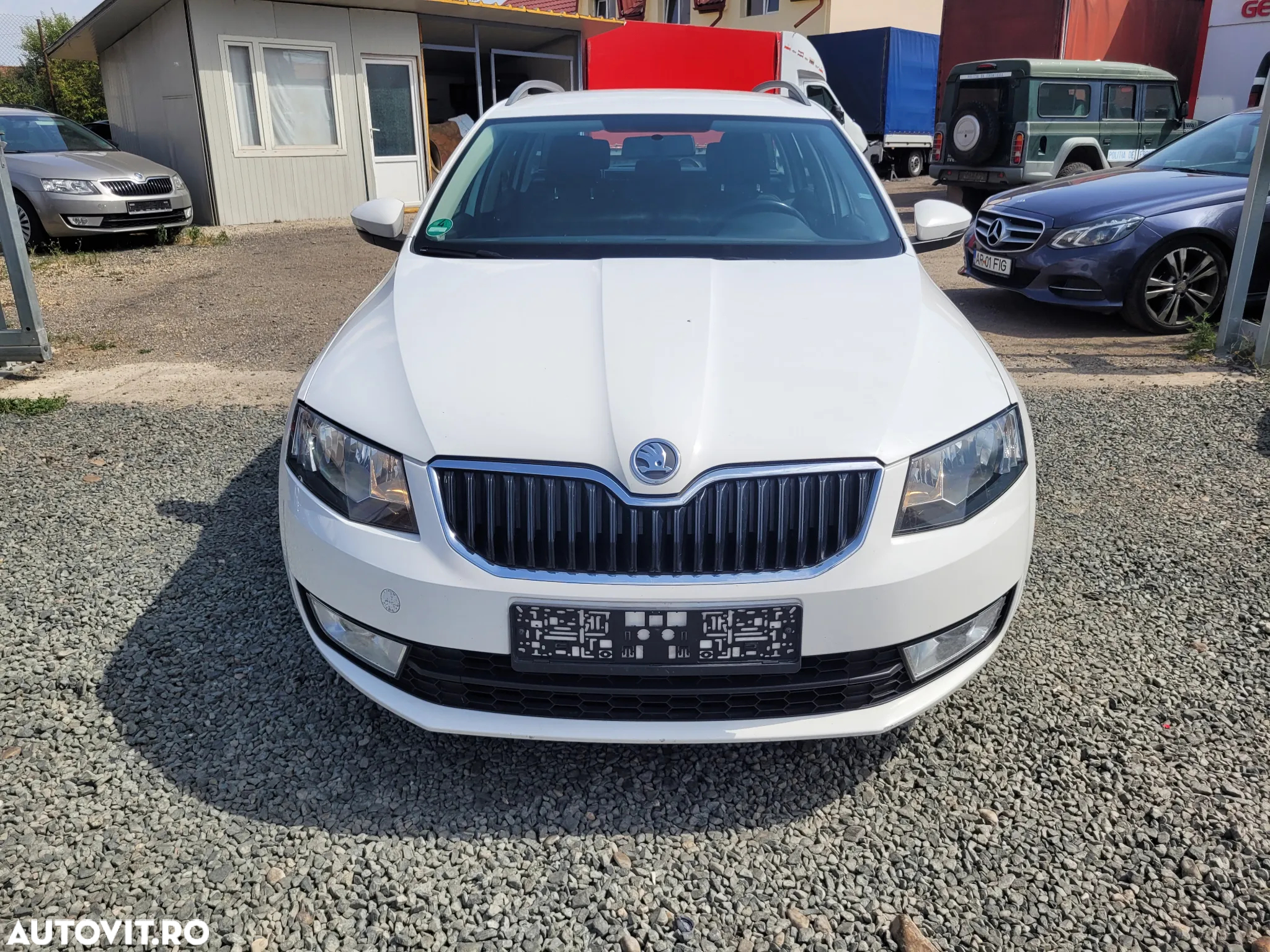 Skoda Octavia 1.6 TDI AMBITION - 2