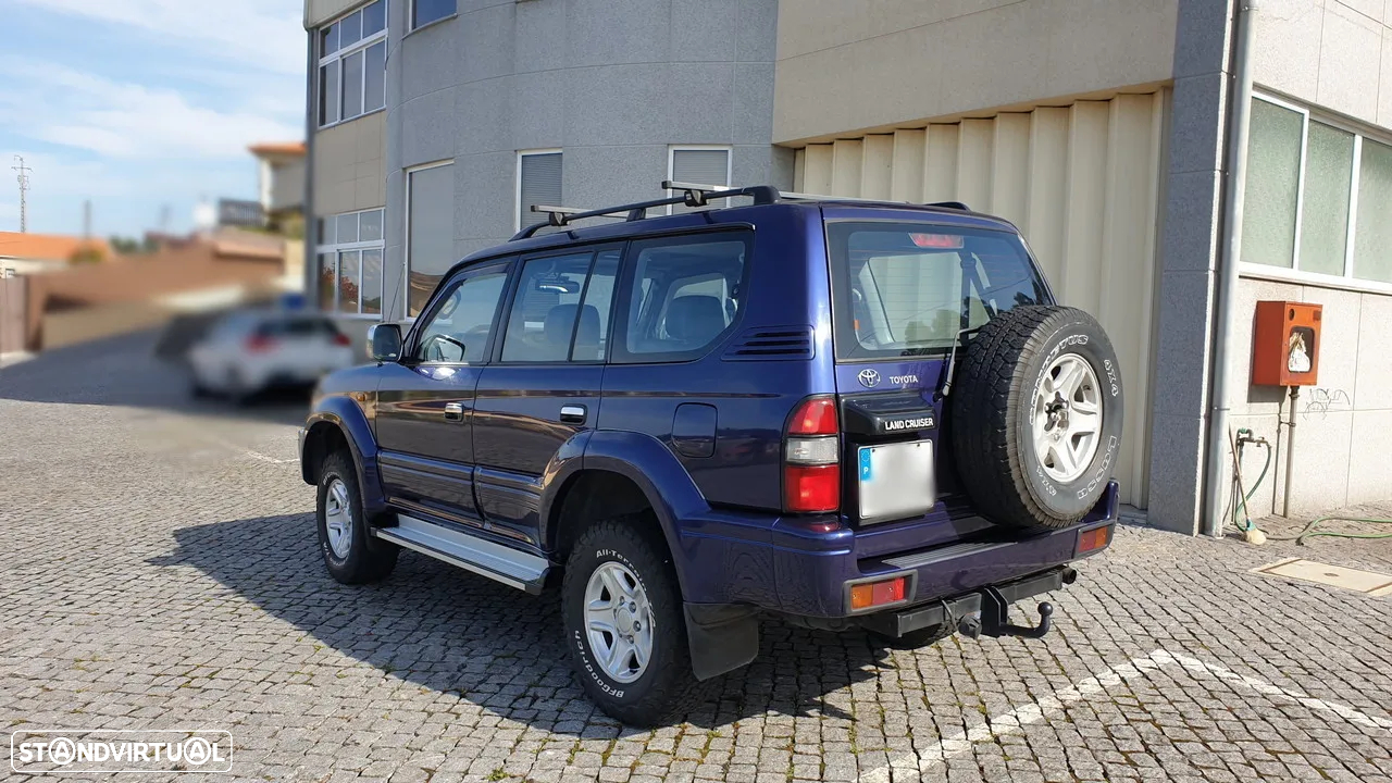 Toyota Land Cruiser 3.0 TD Pack 2 - 7