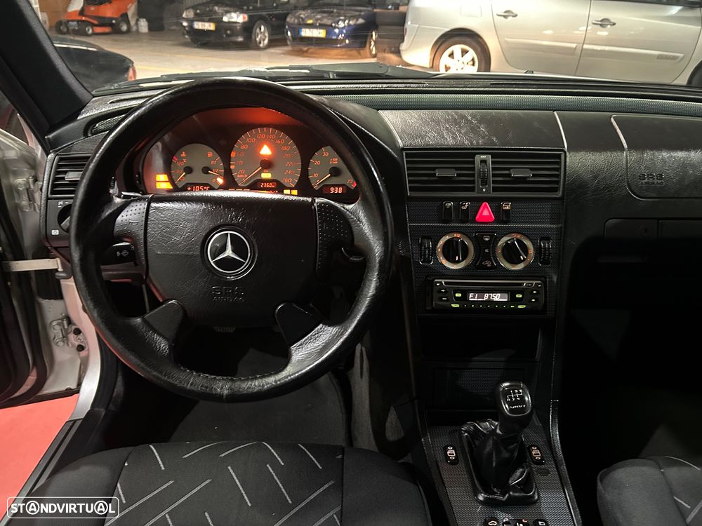 Mercedes-Benz C 280 Classic - 8