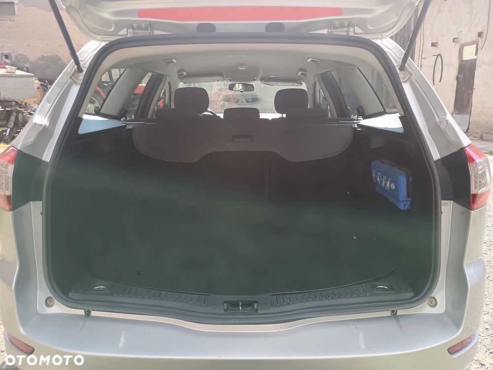 Ford Mondeo 1.6 TDCi Silver X Plus - 6