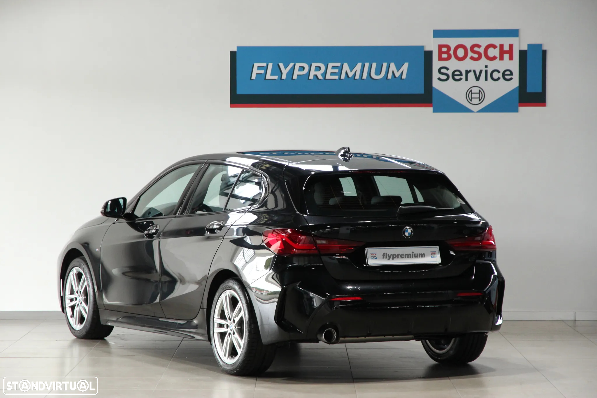 BMW 116 d Pack Desportivo M - 4