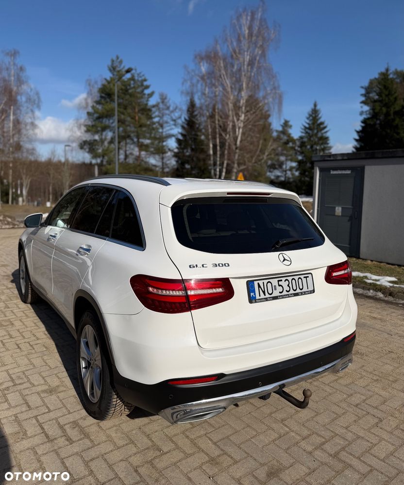 Mercedes-Benz GLC - 7