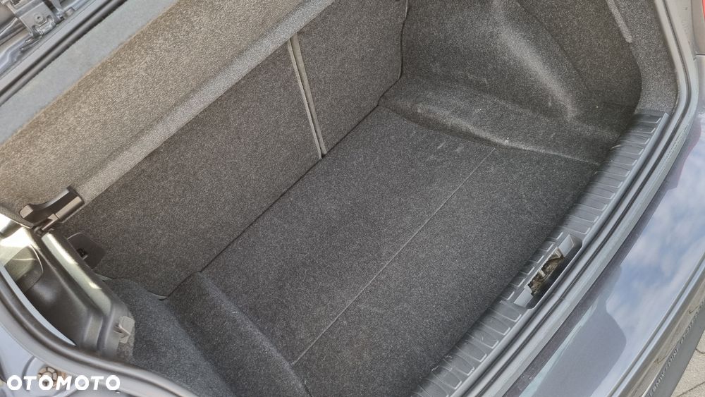 BMW Seria 1 - 25