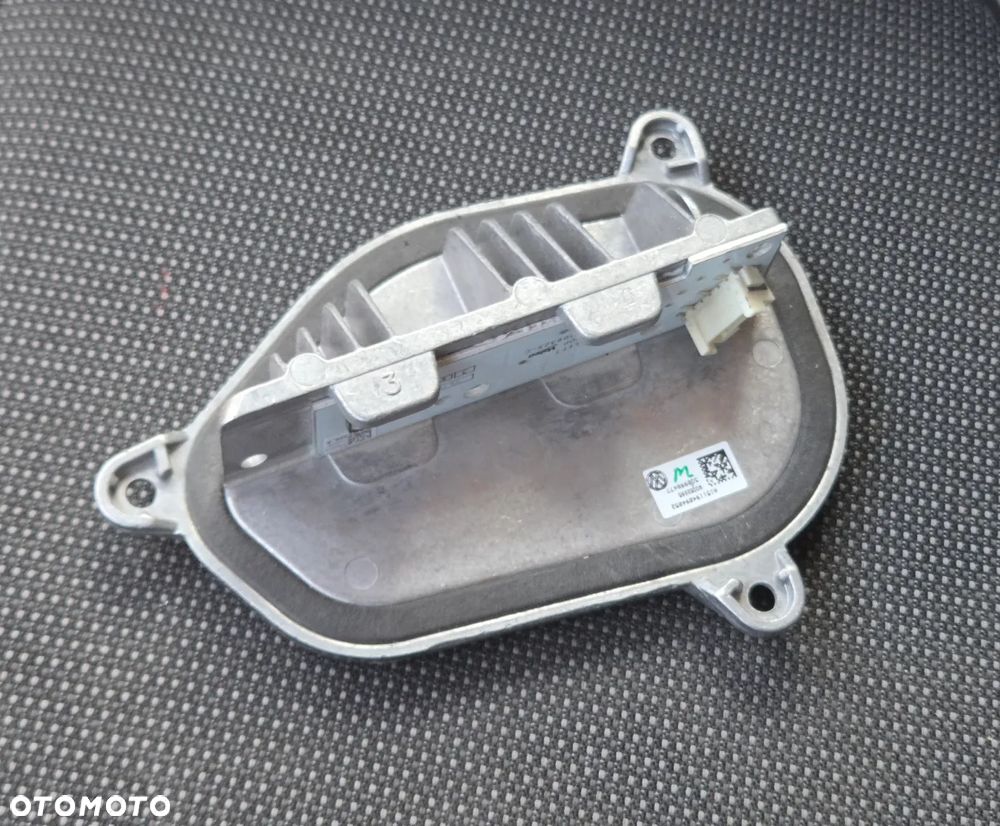 MODUŁ DOŚWIETLAJĄCY FULL LED LEWY VW VOLKSWAGEN PASSAT B8 3G0998477 - 1