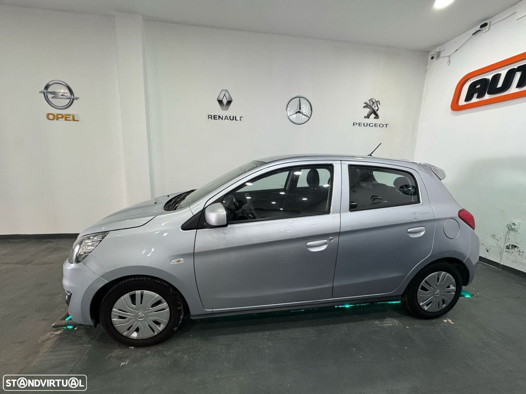 Mitsubishi Space Star - 2