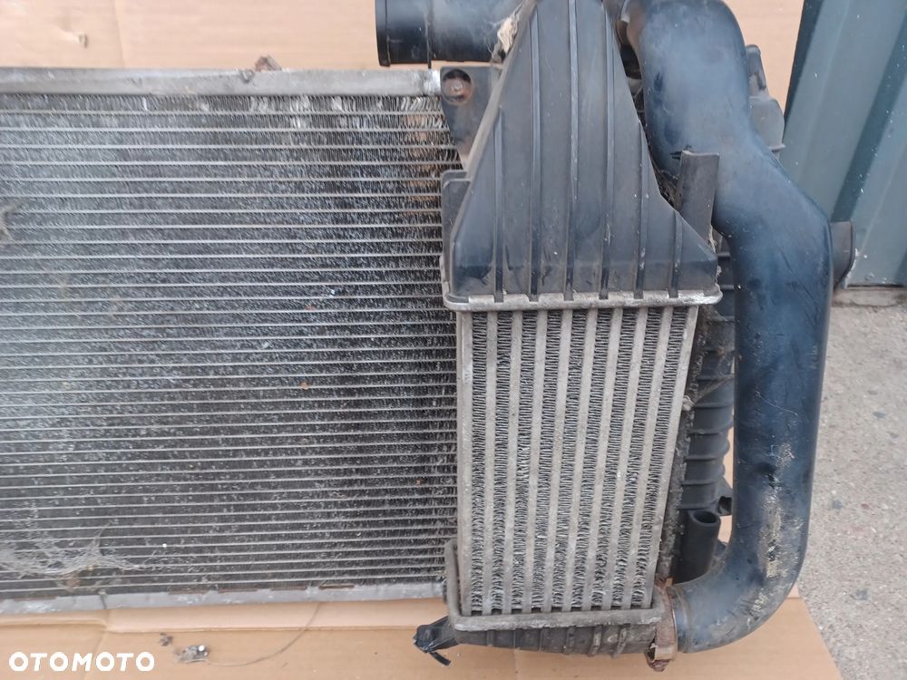 CHŁODNICA WODY INTERCOOLERA OPEL ASTRA H 1.9 - 2
