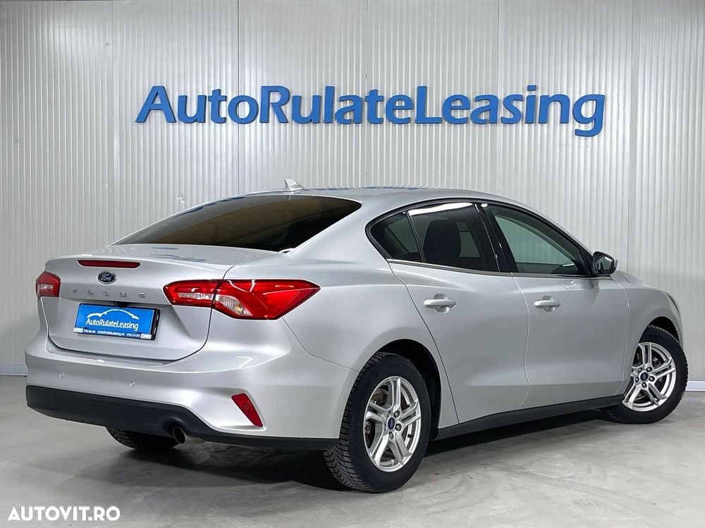 Ford Focus 1.0 EcoBoost Trend Edition - 4