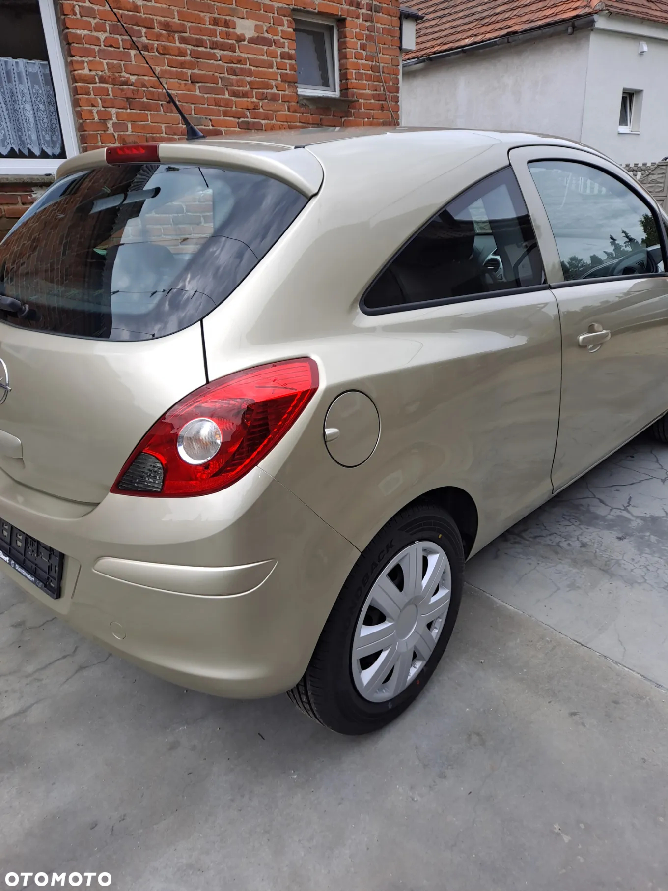 Opel Corsa 1.4 16V Edition - 9