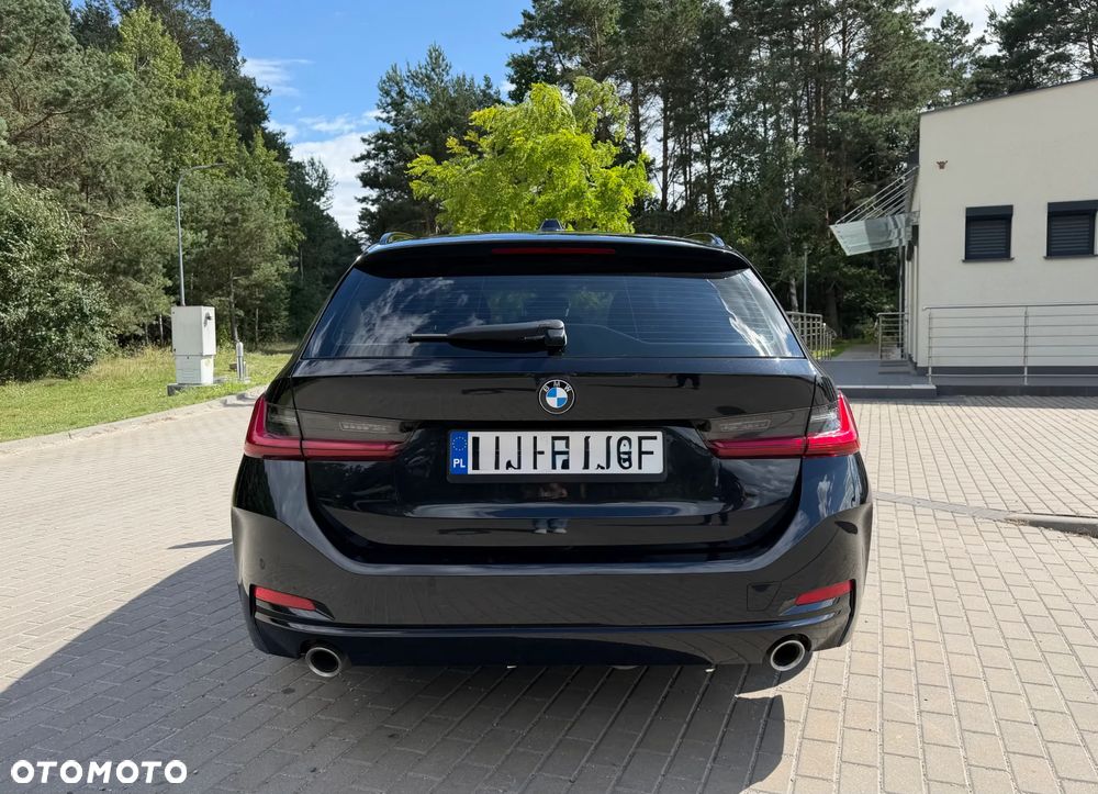 BMW Seria 3 318d MHEV Sport Line - 10