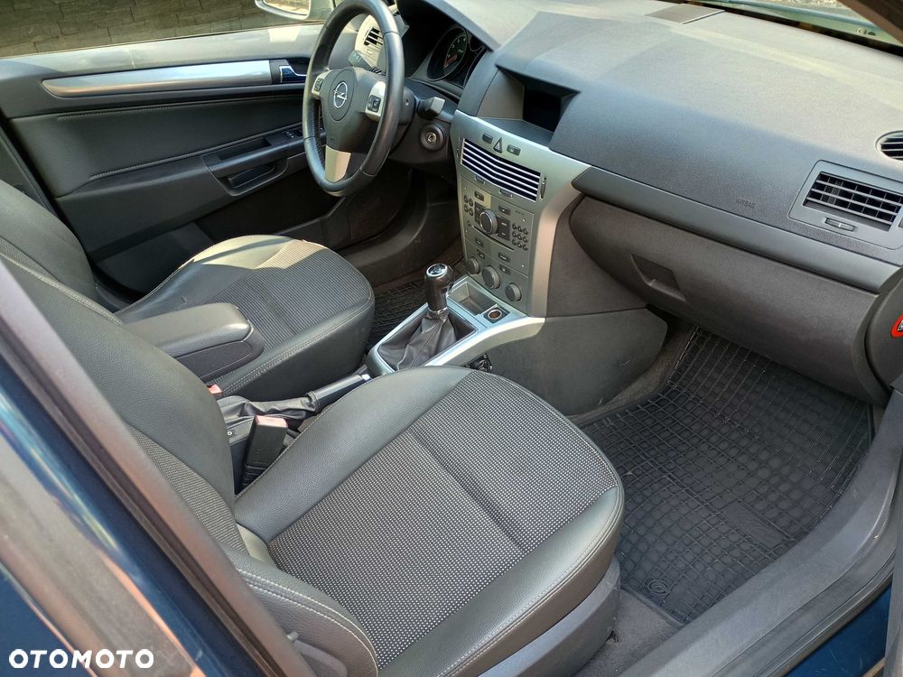 Opel Astra - 8