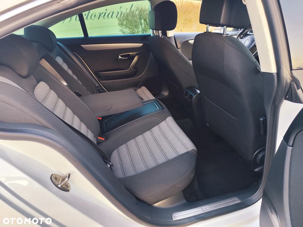 Volkswagen CC 2.0 TDI 4Motion BlueMotion Technology - 12