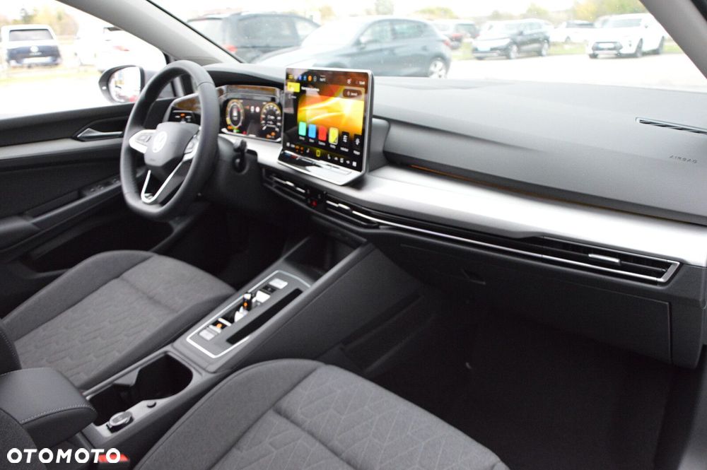 Volkswagen Golf Variant - 26