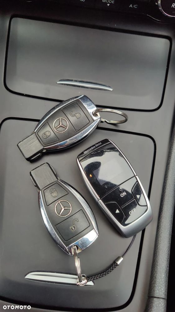 Mercedes-Benz CLA 200 7G-DCT - 27