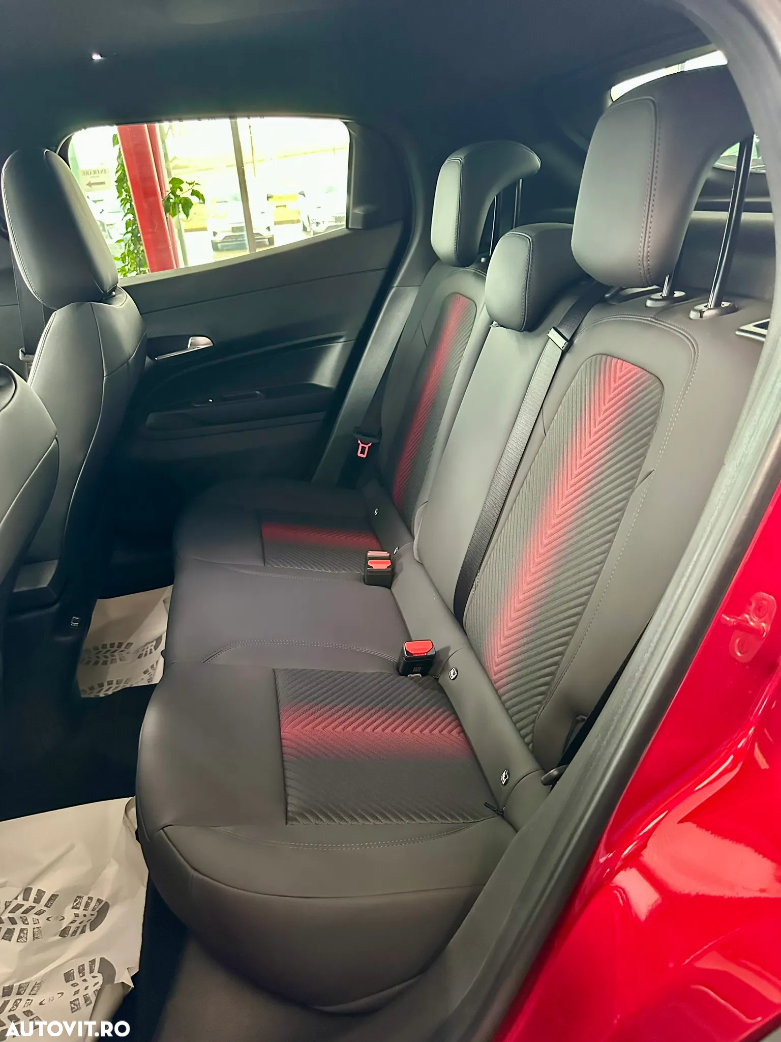 Alfa Romeo Junior 1.2 FWD eDCT6 MHEV Ibrida - 11