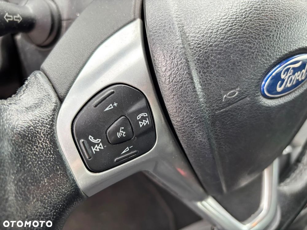Ford Fiesta 1.0 EcoBoost Titanium - 17