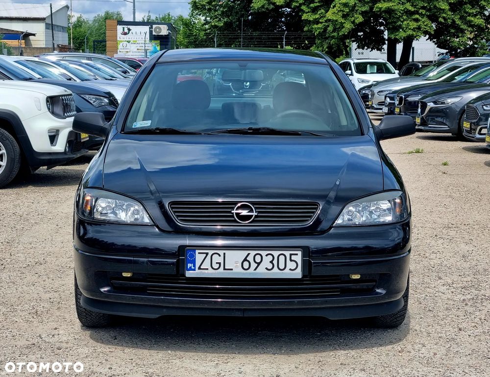 Opel Astra 1.4 Essentia - 2