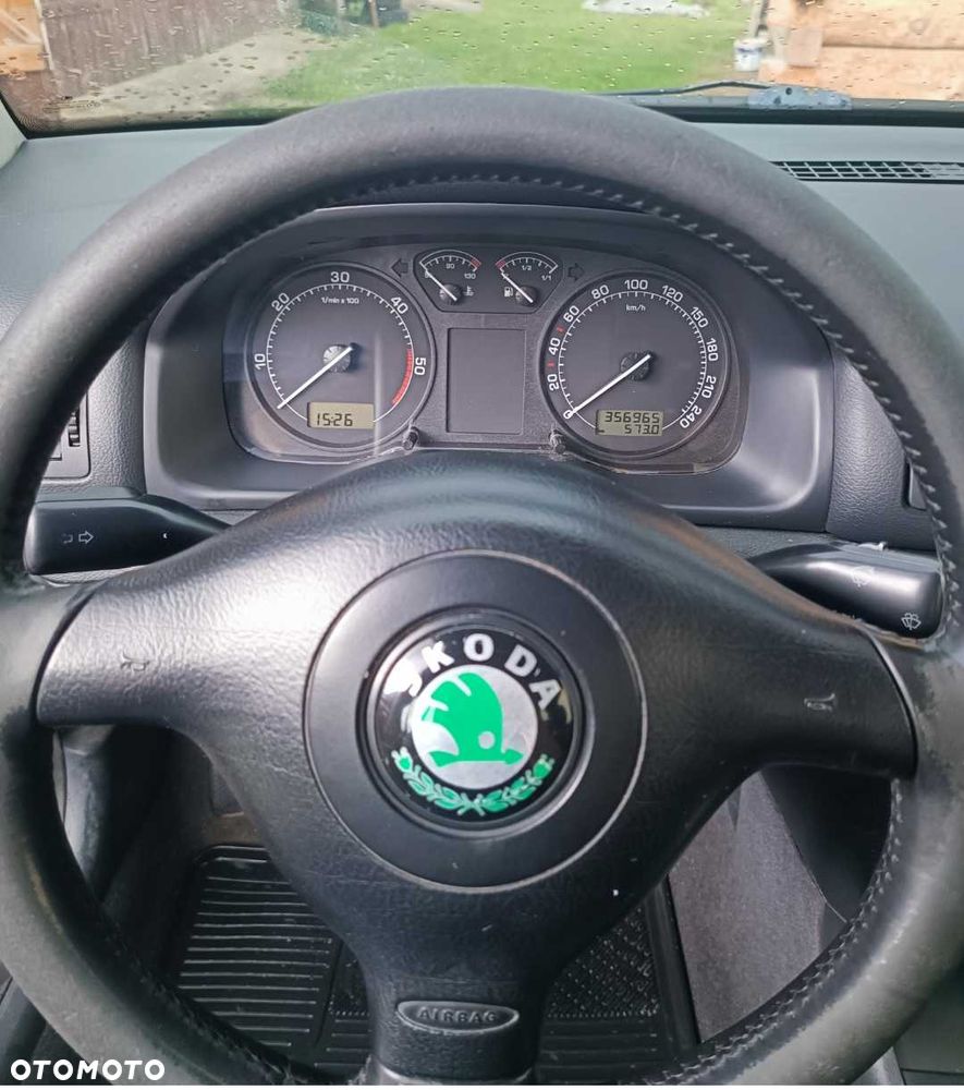 Skoda Octavia - 3