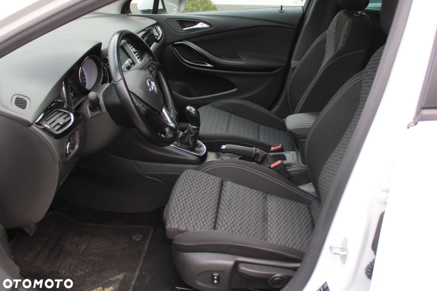 Opel Astra - 19