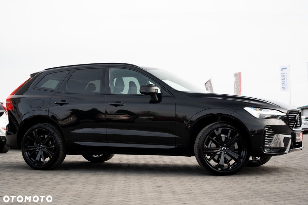 Volvo XC 60 B5 B AWD Ultimate Dark - 8