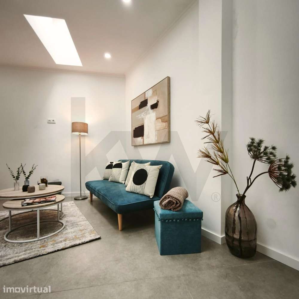 Apartamento T3 Renovado a Estrear: Design Contemporâneo e Luz Natural - Grande imagem: 4/27