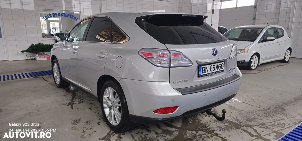 Lexus Seria RX - 12