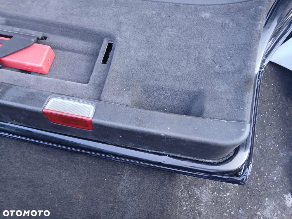 Audi A4 B6 Kombi klapa bagażnika czarna -kodu lakieru brak - 12