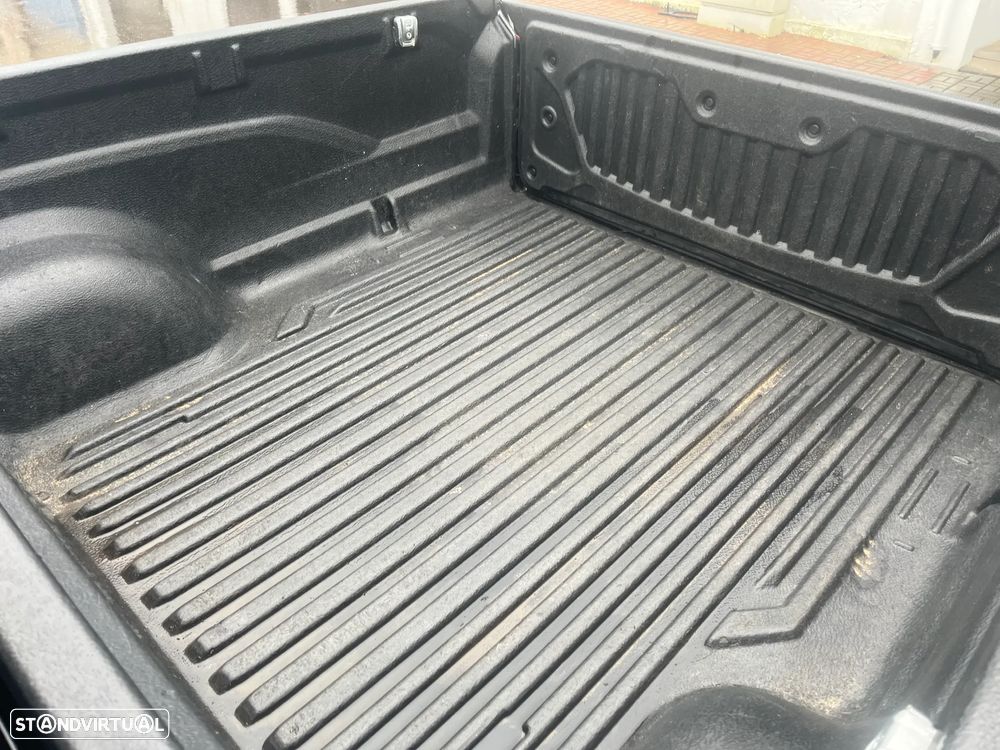 Mitsubishi L200 2.4 DI-D CD Instyle Strakar 4WD - 12