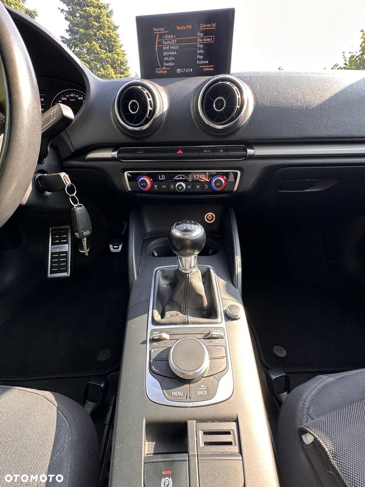 Audi A3 Sportback 1.6 TDI - 12