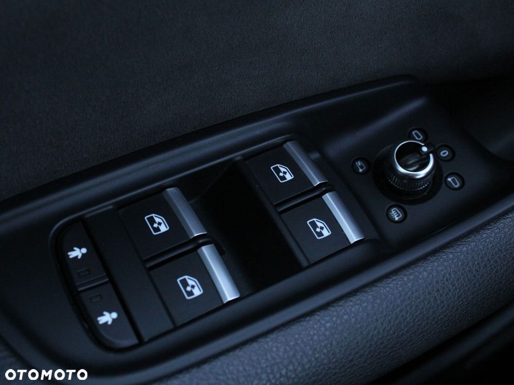Audi Q7 50 TDI mHEV Quattro S Line Tiptr - 26