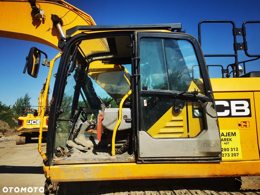JCB 220X LC - 9