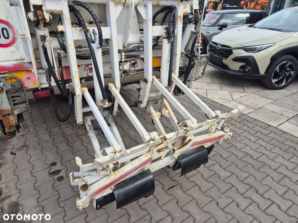 Iveco Stralis 330 EEV+ / FAUN VARIOPRESS 11 / PO SERWISIE / 1WŁ / BEZWYPADKOWY / MOCNA SKRZYNIA / MOŻLIWOŚĆ SAMEJ RAMY - 20