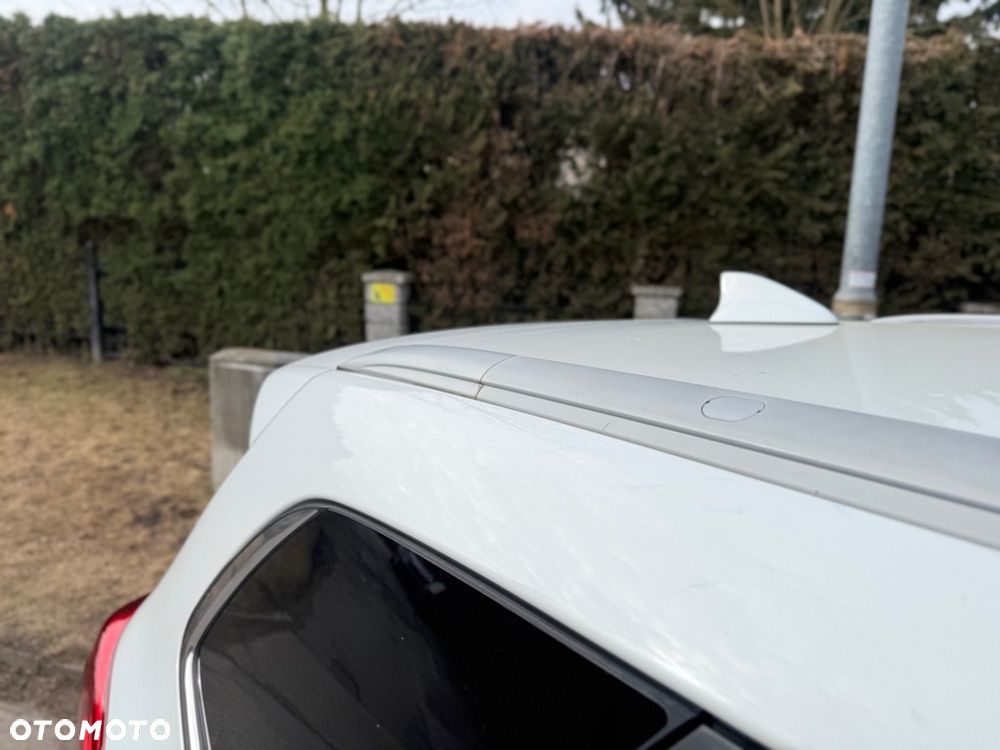 Kia Carens 1.7 CRDi 141 ISG Dream-Team Edition - 13