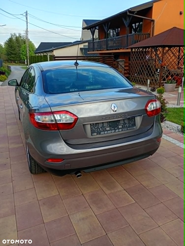 Renault Fluence 2.0 16V 140 Dynamique - 3