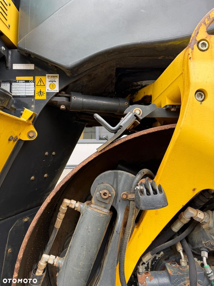 Bomag BW 154 AP-4 AM - 7