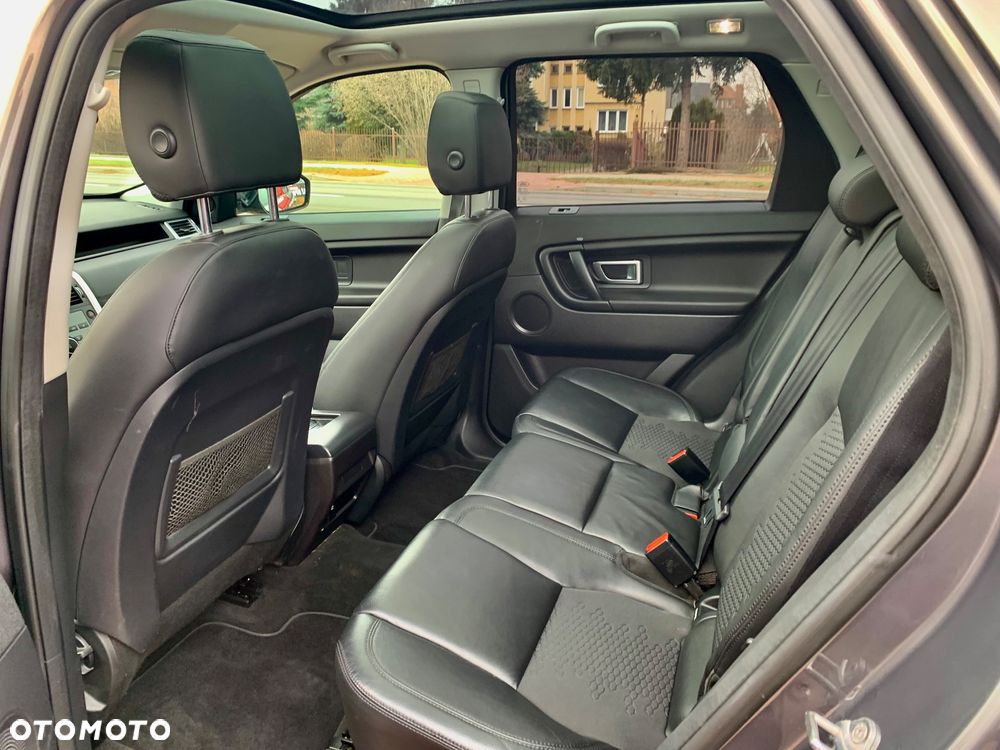 Land Rover Discovery - 25