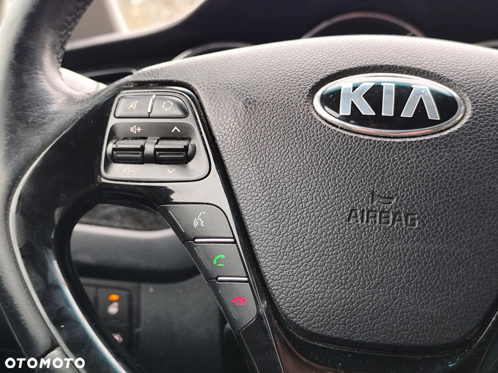 Kia Ceed 1.6 CRDi 128 ISG Dream Team Edition - 26